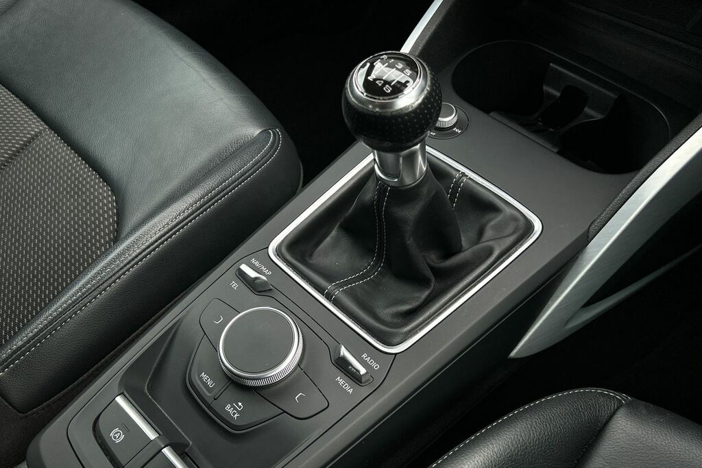 Audi Q2 Tfsi Cod S Line #22