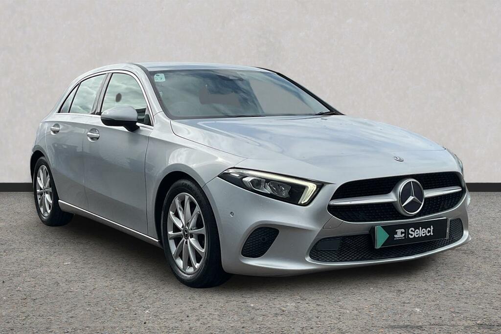 Mercedes-Benz A Class 1.5 A180d Sport Premium 7G-dct Euro 6 Ss Silver