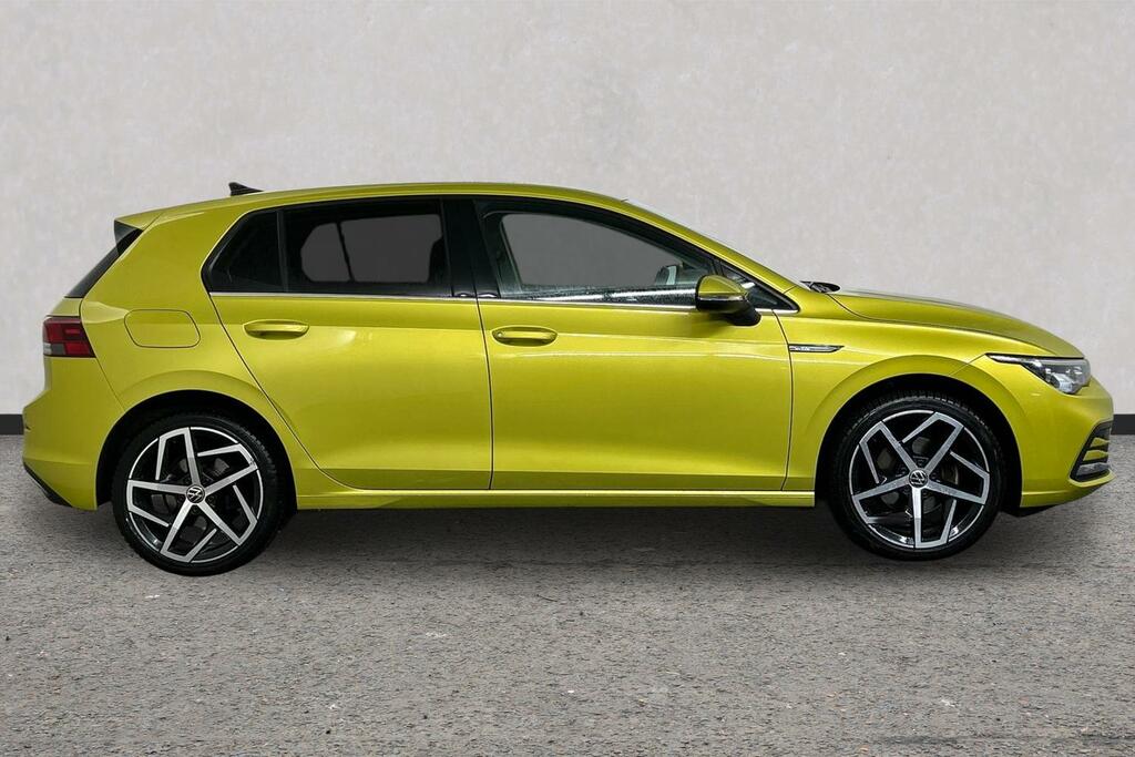 Volkswagen Golf 1.5 Tsi 150 Style Yellow #4