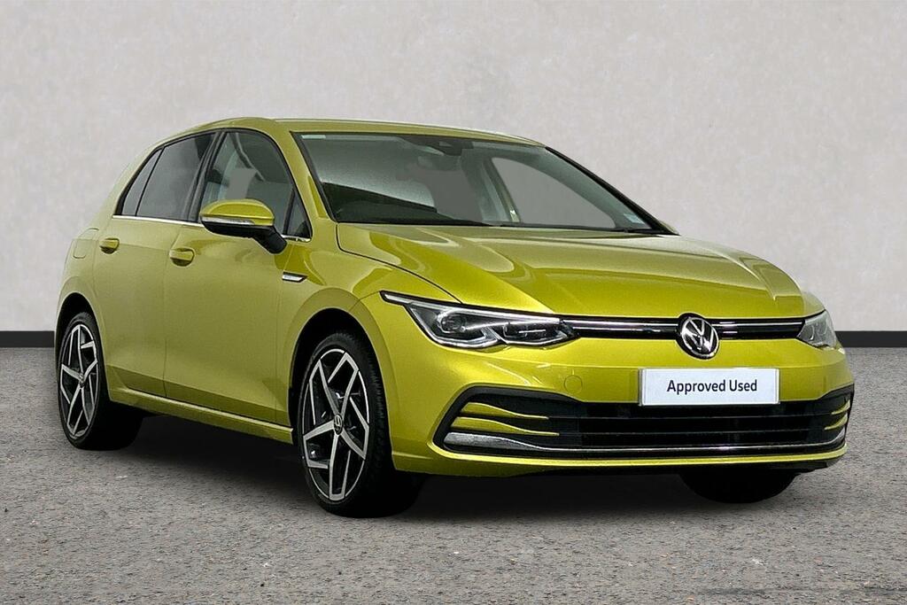 Volkswagen Golf 1.5 Tsi 150 Style Yellow