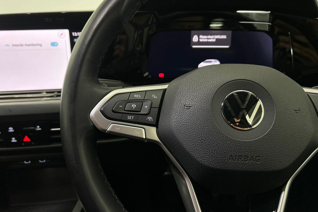 Volkswagen Golf White White #14