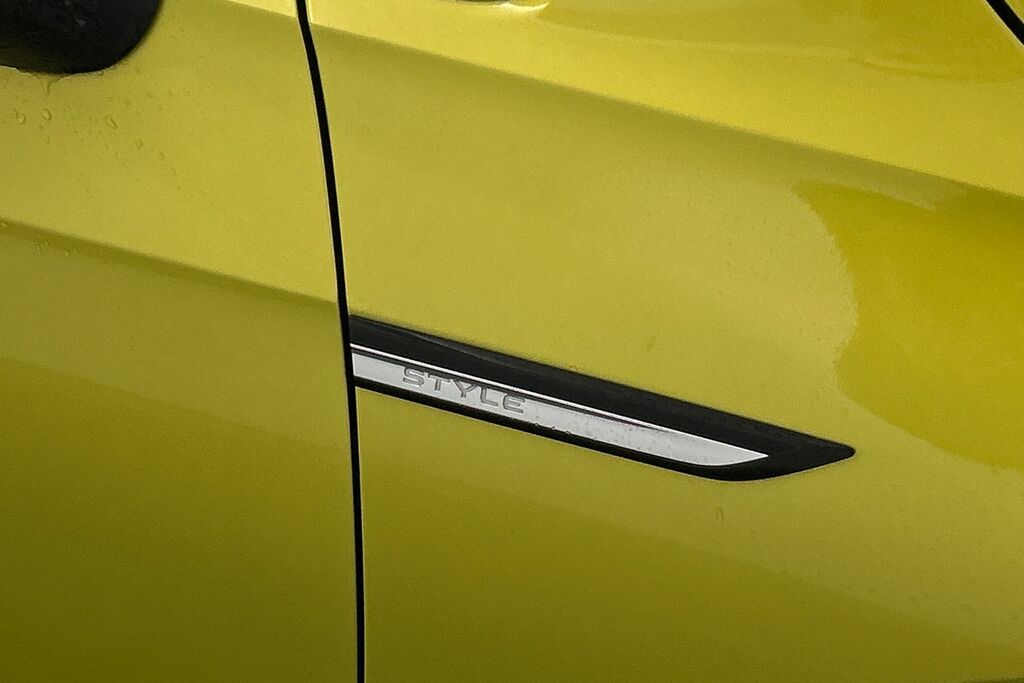 Volkswagen Golf White White #20