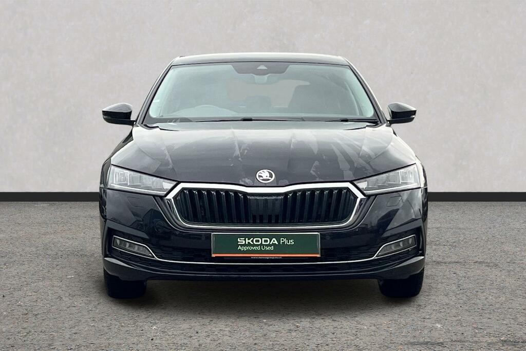 Skoda Octavia Automatic White #8
