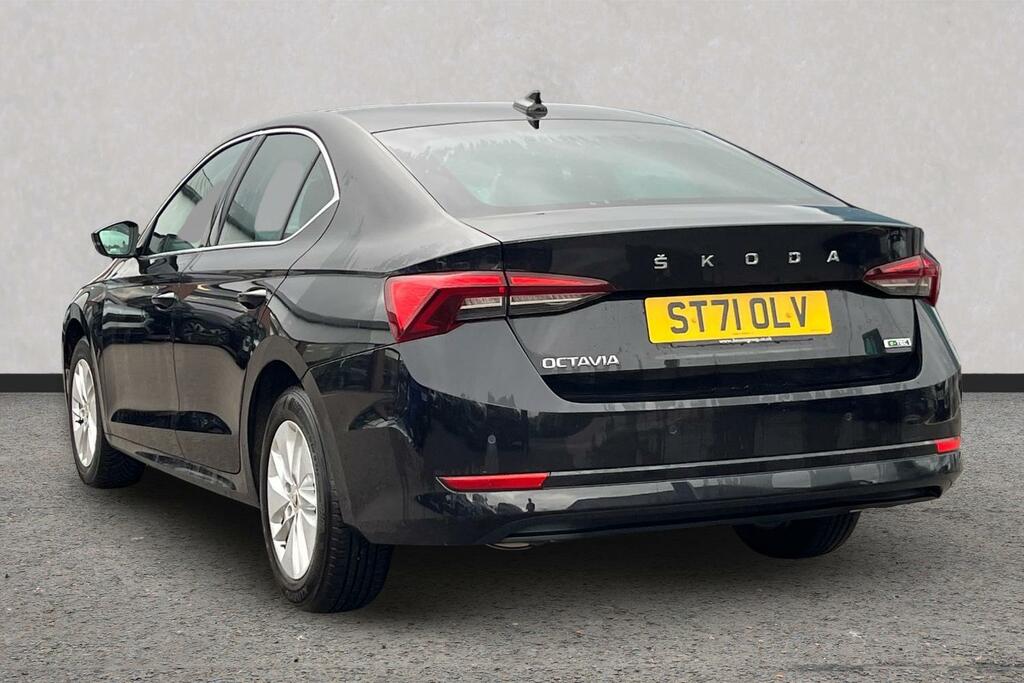 Skoda Octavia 1.5 Tsi 150Ps E-tec Se L Dsg Black #3