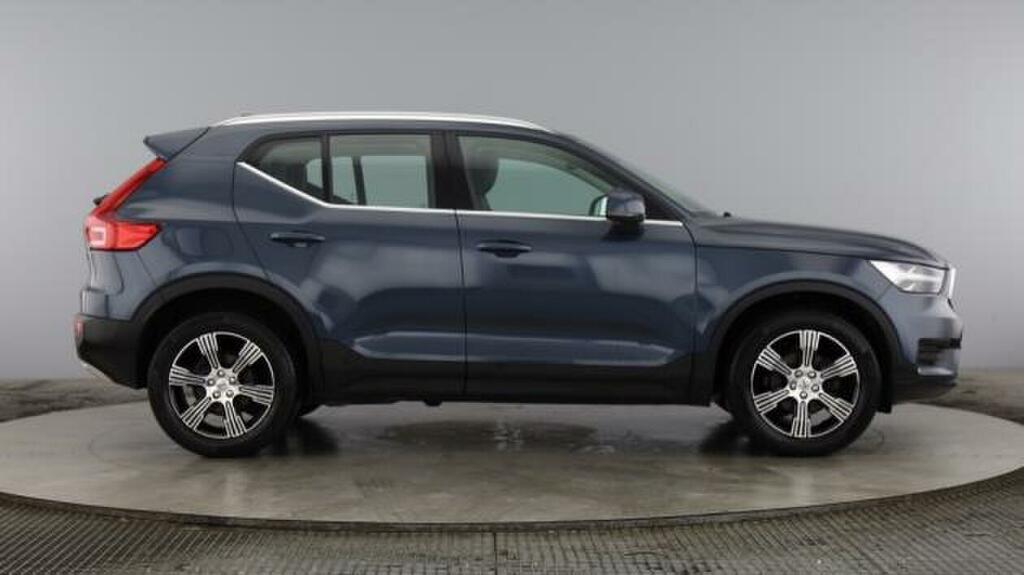 Volvo XC40 1.5 T3 163 Inscription Blue #2