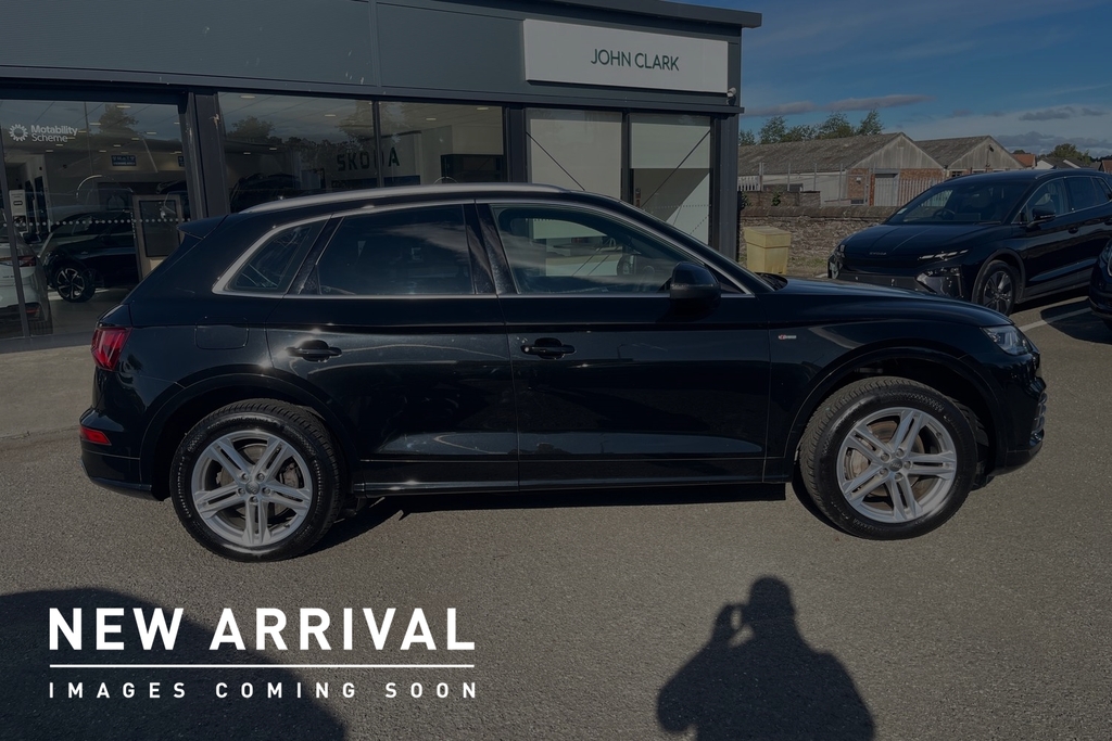 Audi Q5 2.0 Tdi Quattro S Line S Tronic Black #4