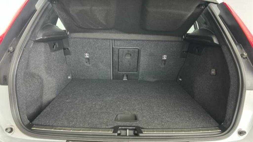 Volvo XC40 1.5 T3 163 Inscription Geartronic Silver #5