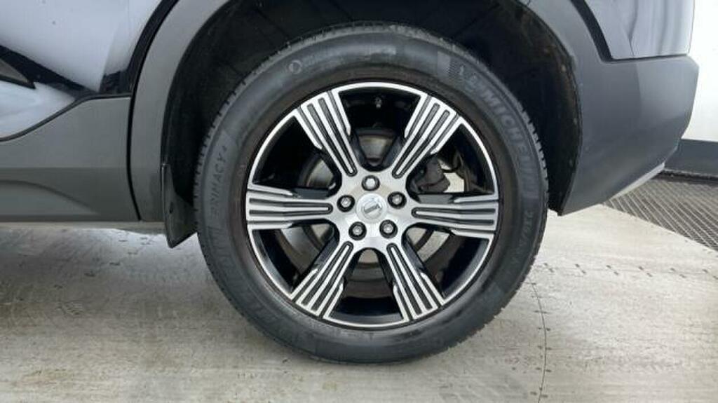 Volvo XC40 1.5 T3 163 Inscription Black #4