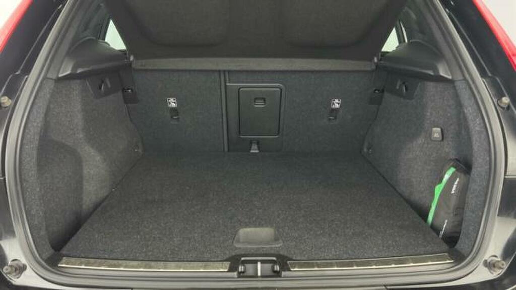 Volvo XC40 1.5 T3 163 Inscription Black #5