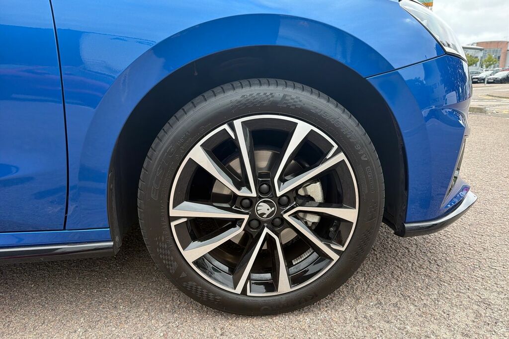Skoda Fabia 1.5 Tsi 150 Monte Carlo Edition Dsg Blue #5