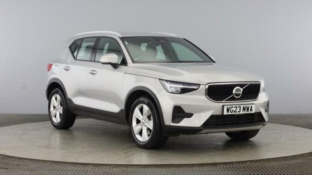 Volvo XC40 2.0 B3p Core Silver
