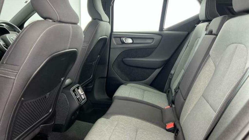 Volvo XC40 2.0 B3p Core Silver #5
