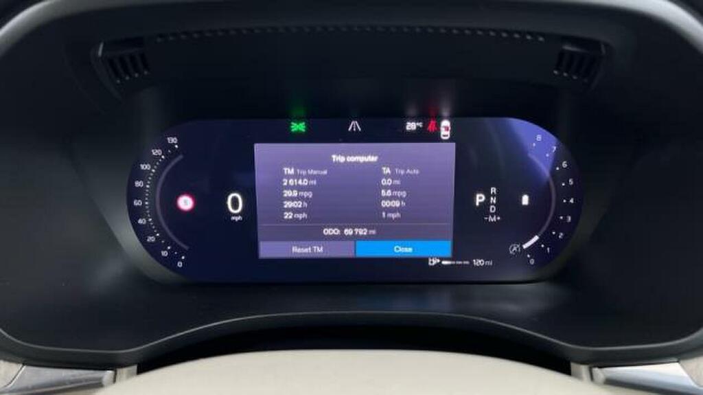 Volvo XC60 2.0 B5p Core Awd Geartronic Black #4