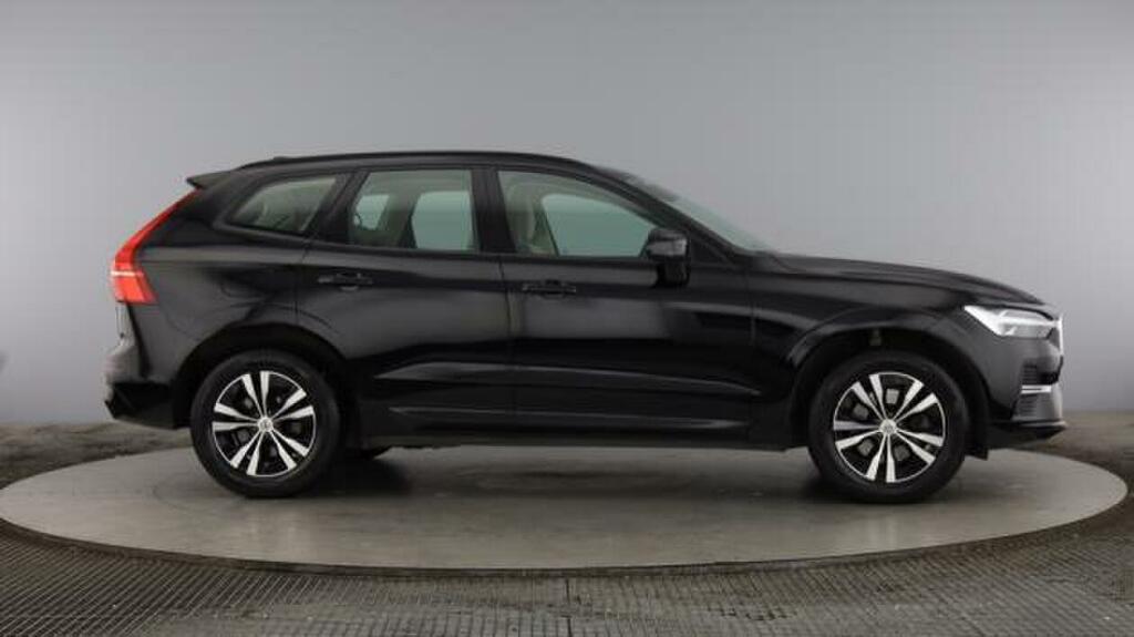 Volvo XC60 2.0 B5p Core Awd Geartronic Black #3
