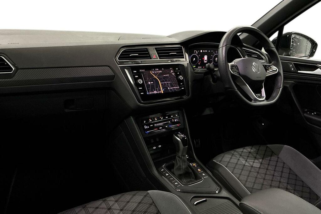 Volkswagen Tiguan 1.4 Tsi Ehybrid R-line Dsg Black #2
