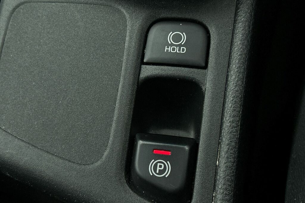 Toyota Yaris Cross 1.5 Hybrid Design Cvt White #28