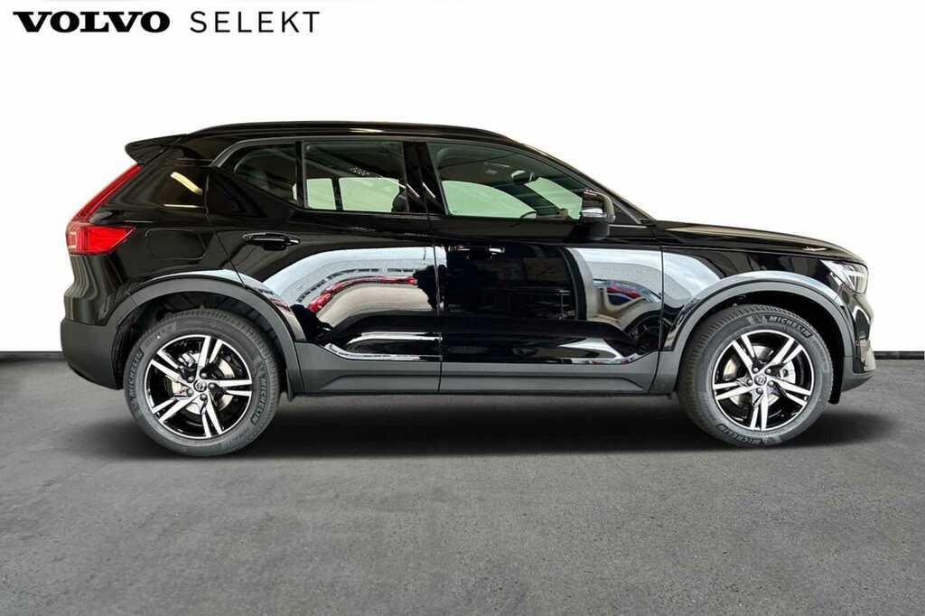 Volvo XC40 Plus, B3 Mild Hybrid, Dark Black #3
