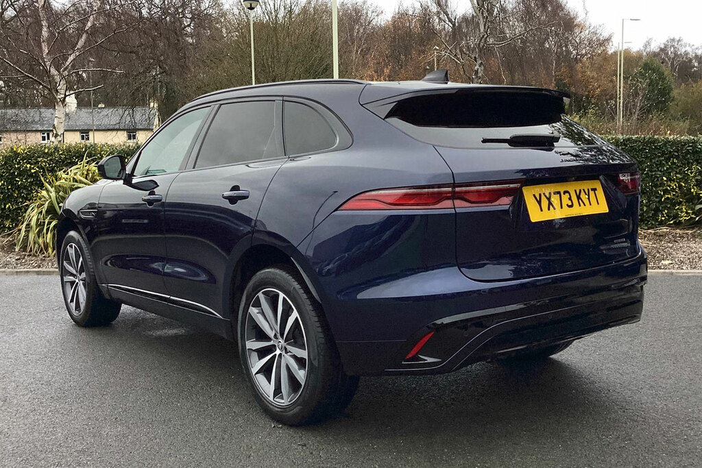 Jaguar F-Pace D200 R-dynamic Se Black Blue #2