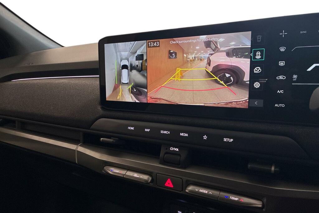 Kia EV3 Air Black #8