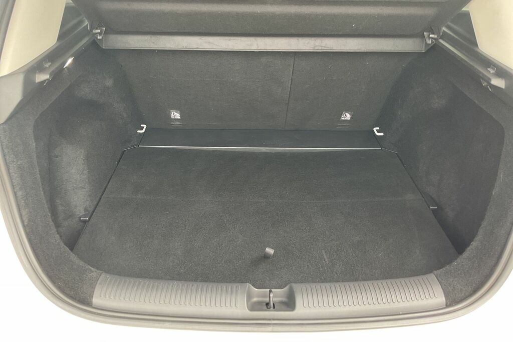 MG ZS Hatchback Silver #16