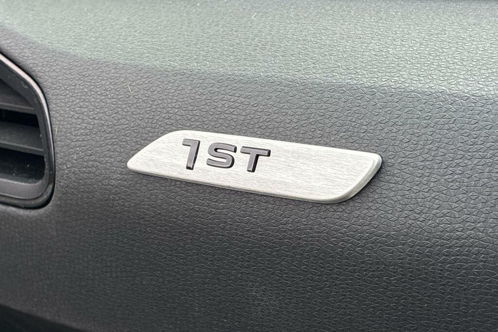 Volkswagen ID.3 Hatchback Grey #28