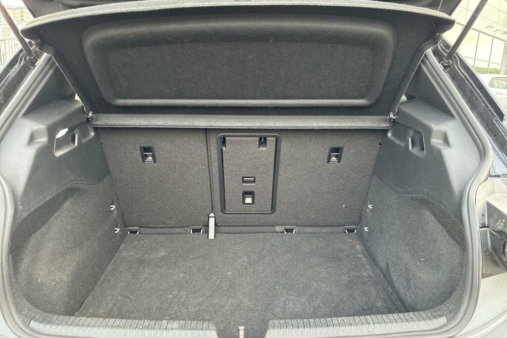 Volkswagen ID.3 Hatchback Grey #11