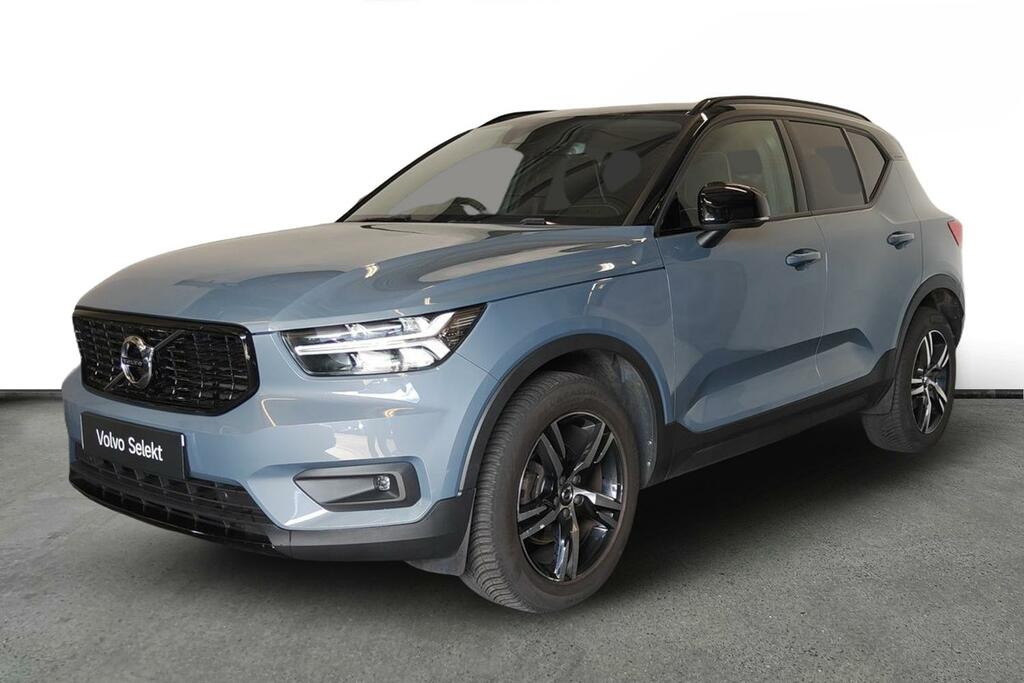 Volvo XC40 D3 R-design Black #9