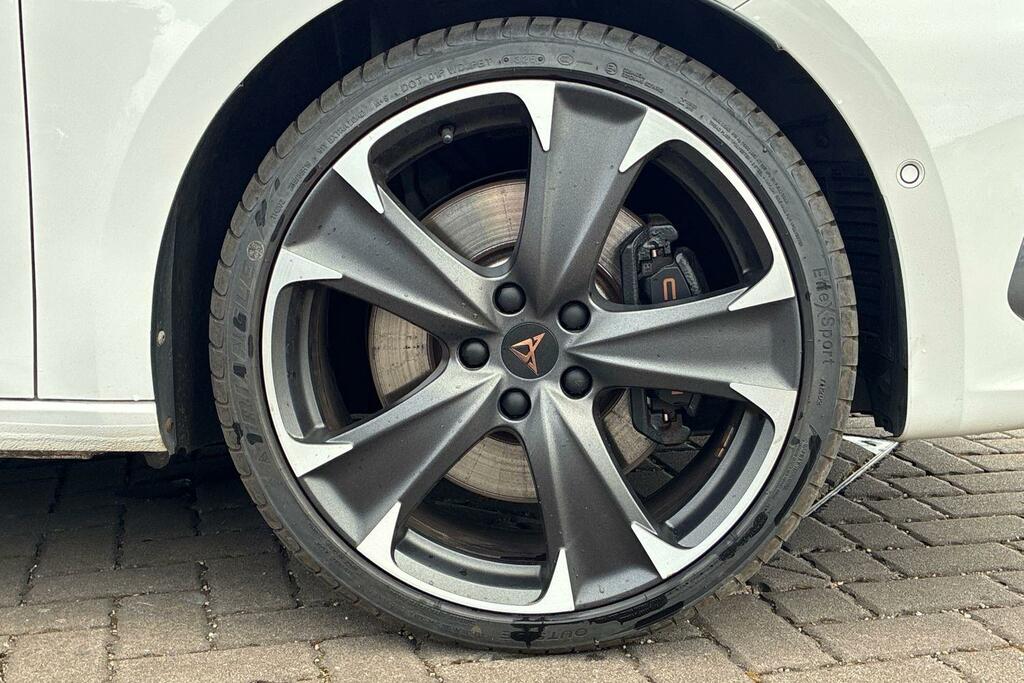 Cupra Leon 1.4 Ehybrid Vz2 Dsg White #5