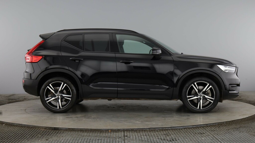Volvo XC40 1.5 T4 Recharge Phev R Design Black #3