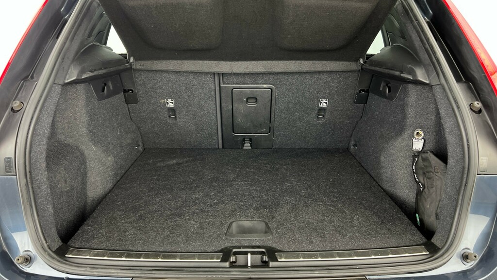 Volvo XC40 2.0 B4p Inscription Pro Blue #5