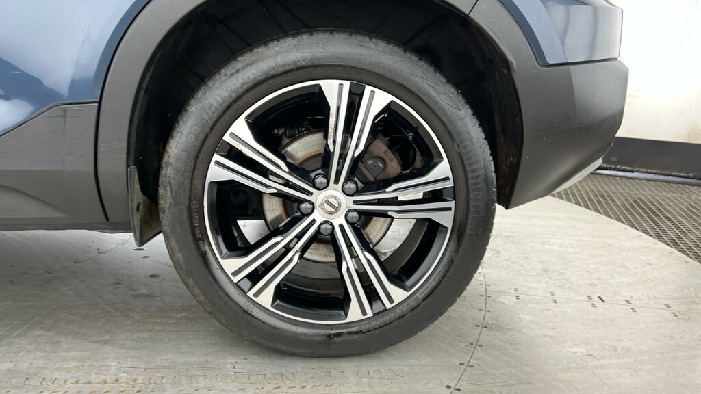 Volvo XC40 2.0 B4p Inscription Pro Blue #4