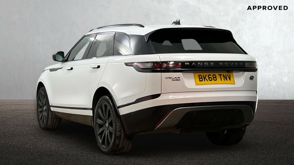 Land Rover Range Rover Velar P250 R-dynamic Hse White #2