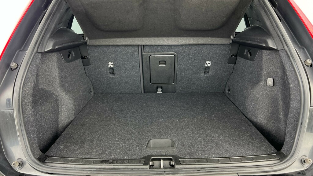 Volvo XC40 1.5 T3 163 R Design Geartronic Black #5