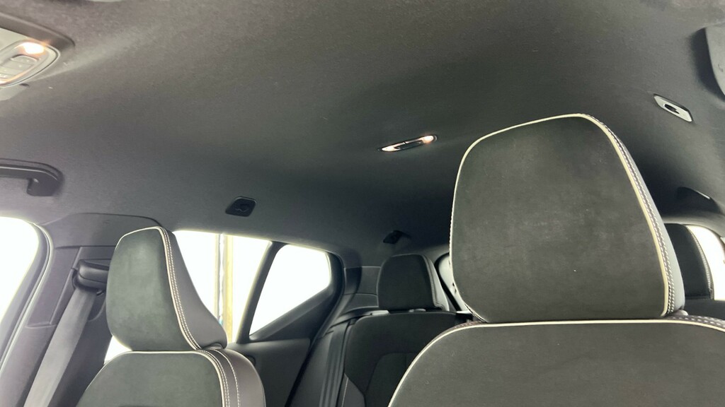 Volvo XC40 Core Black #11