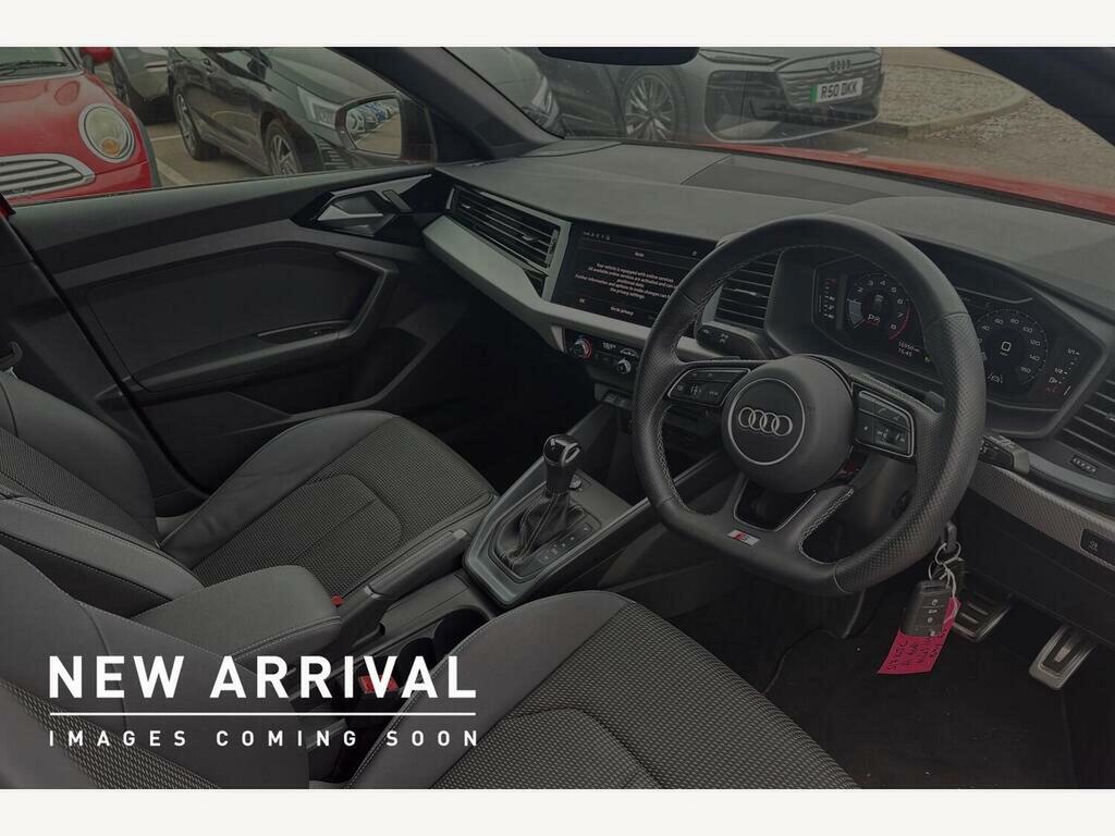 Audi A1 Black Edition 30 Tfsi 110 Ps S Tronic SW72OAD Red #4