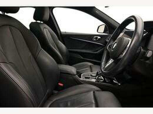 BMW 1 Series 118I M Sport Black #2