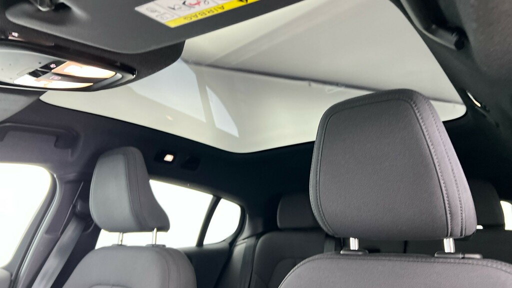 Volvo C40 Plus Black #11