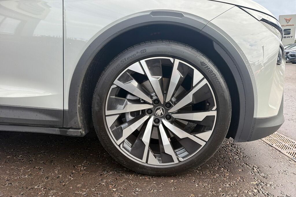Skoda Elroq 210Kw 85 Sportline 82Kwh Grey #5