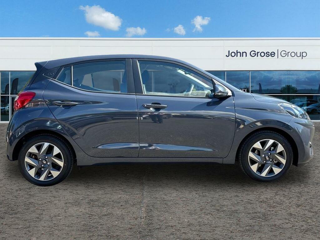Hyundai I10 1.0 63 Advance Nav Hatchback Grey #2
