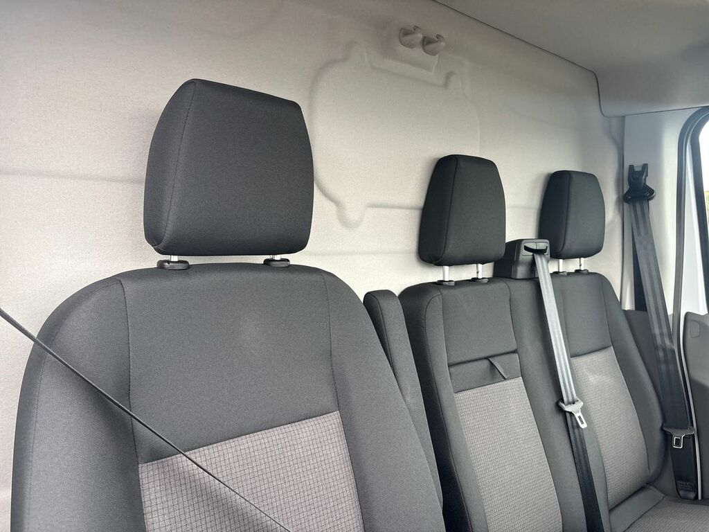Ford Transit Custom Msrt White #23