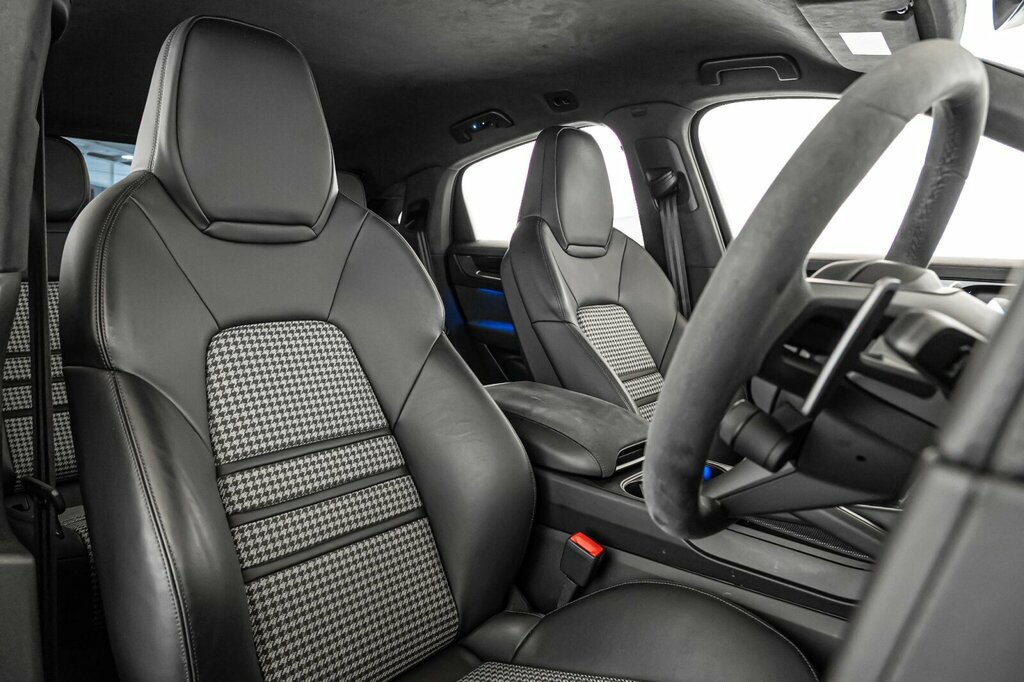 Porsche Cayenne Tiptronic S Purple #13