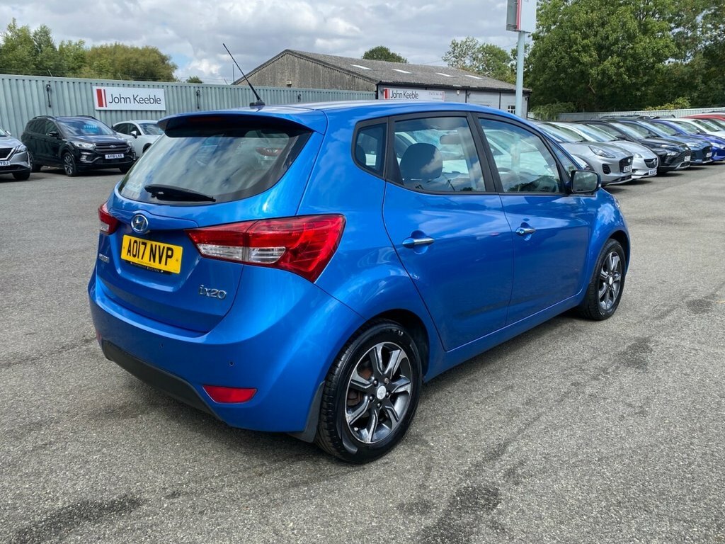 Hyundai Ix20 1.6L Se Nav Blue #2