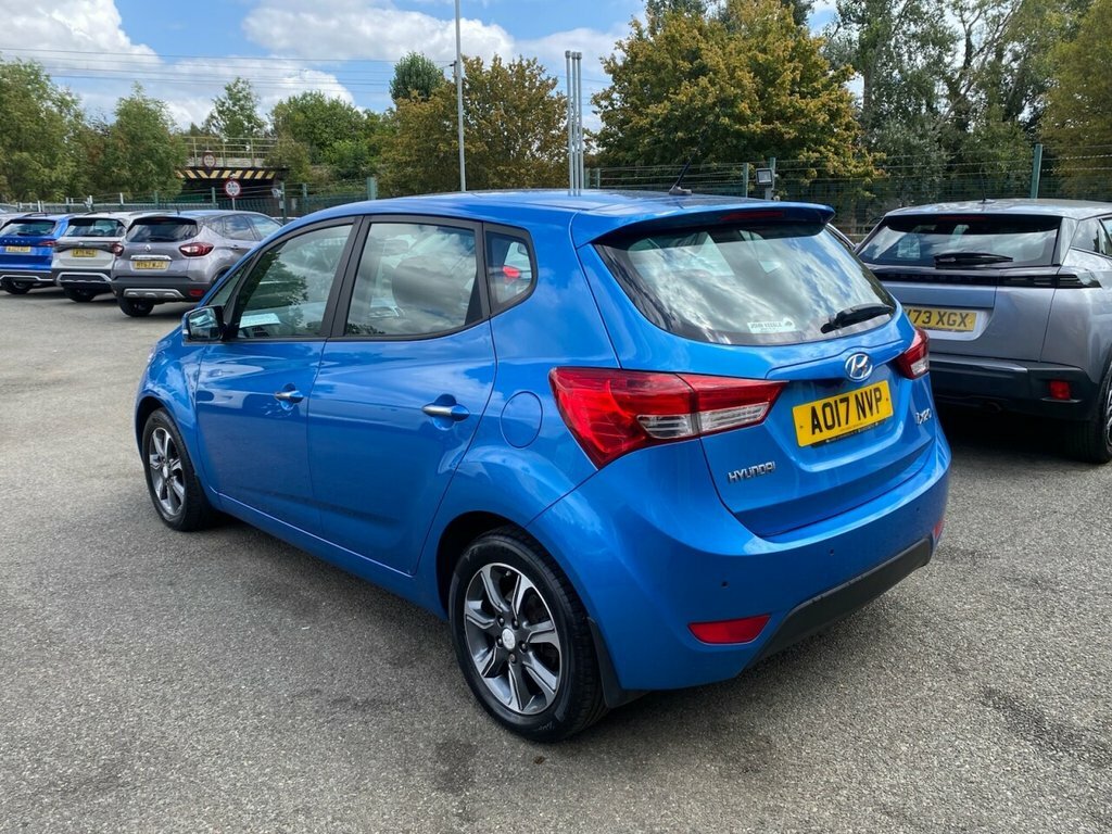 Hyundai Ix20 1.6L Se Nav Blue #3