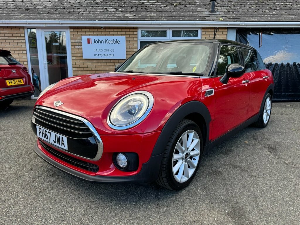 Mini Clubman 1.5L Cooper Red