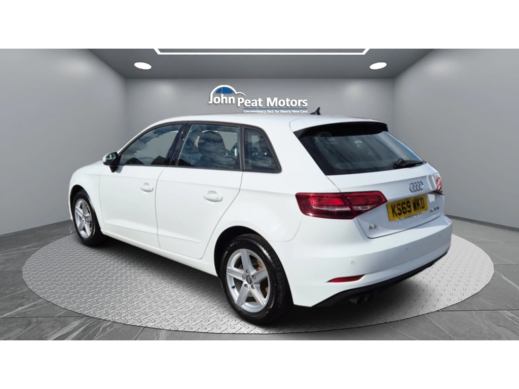 Audi A3 Tfsi Cod Se Technik KS69WKD White #5