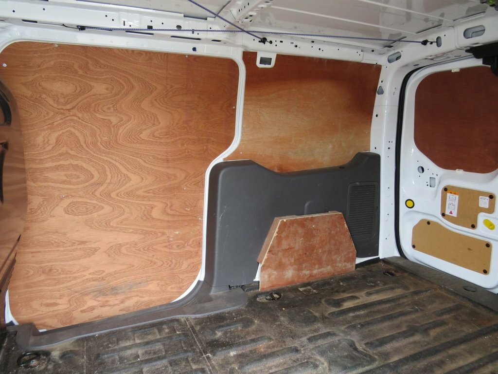 Ford Transit Connect 1.5L Trend White #5