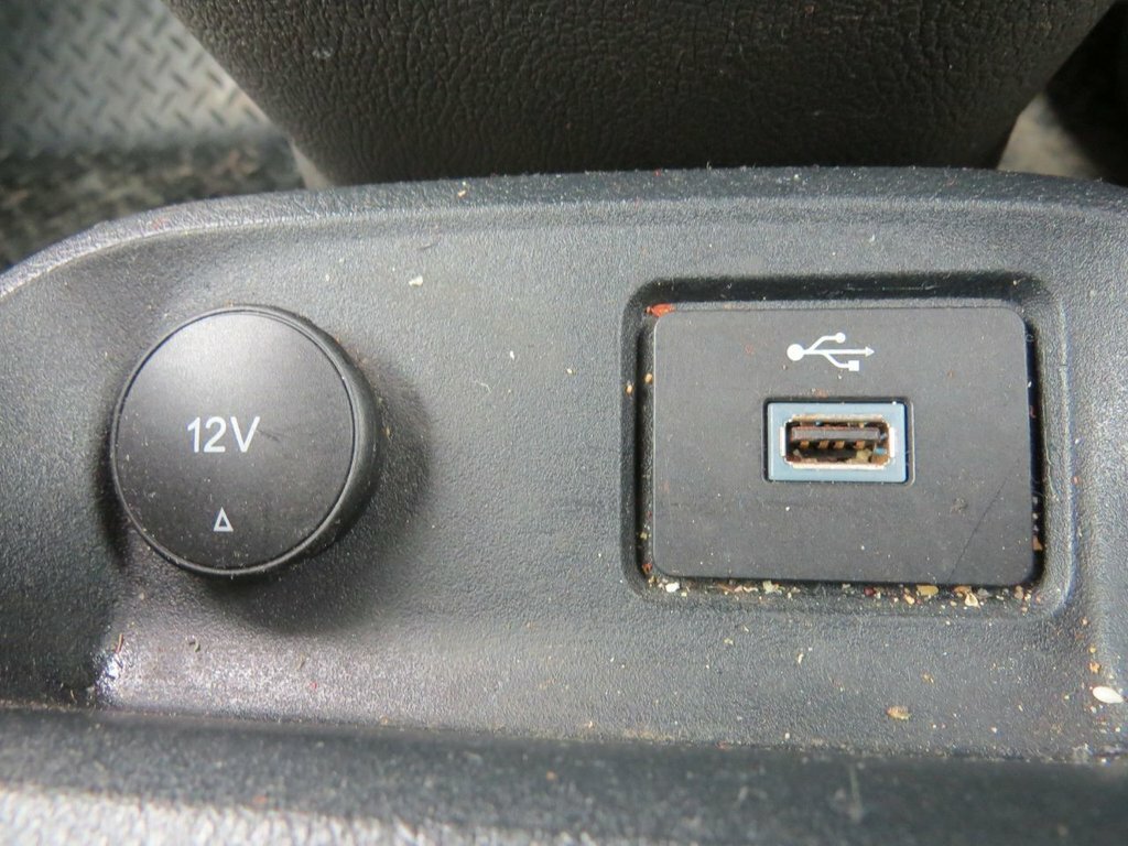 Ford Transit Connect Connect 1.5 Ecoblue 100Ps Leader Van White #22