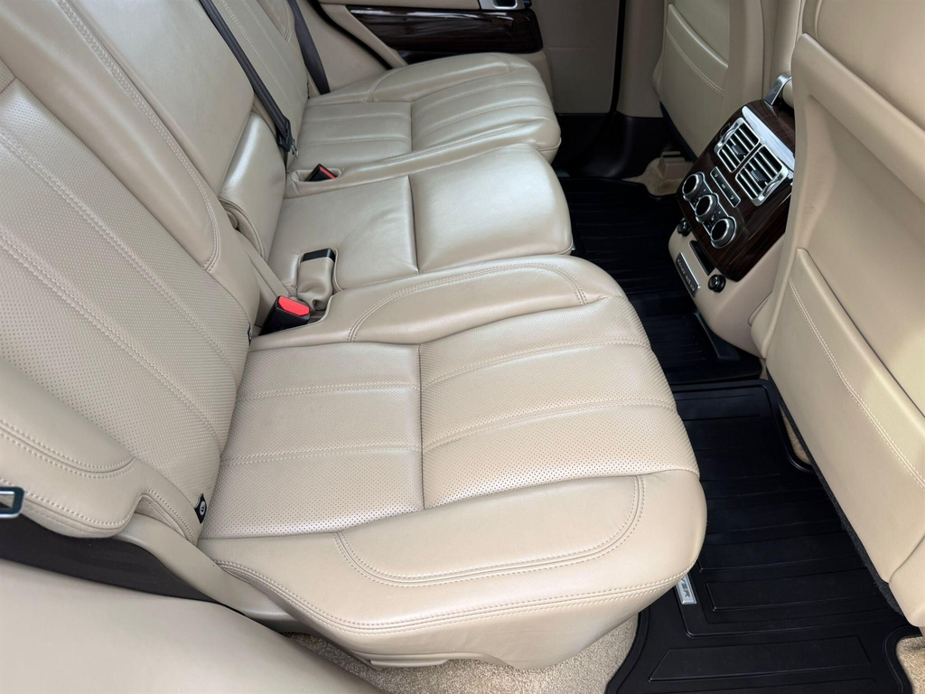 Land Rover Range Rover Automatic Silver #25