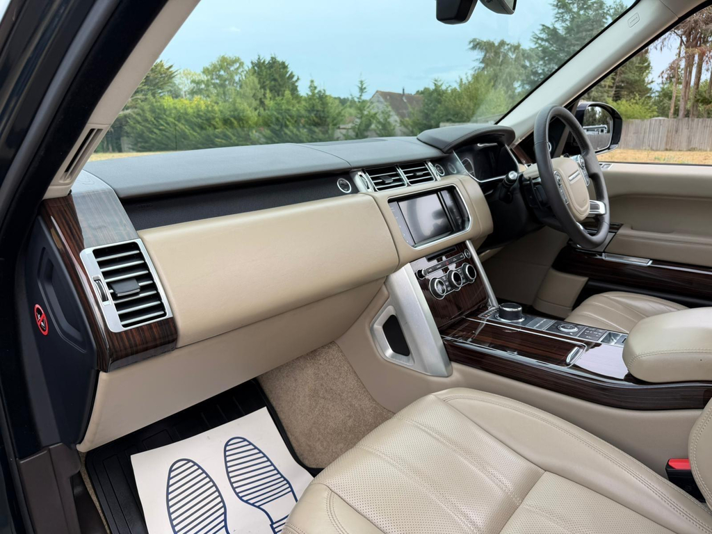 Land Rover Range Rover Automatic Silver #17