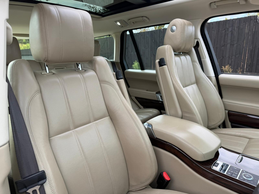 Land Rover Range Rover Automatic Silver #18